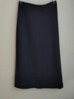 UNIQLO　ストレッチダブルフェイススリットスカート　ネイビー　M