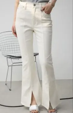 azul by moussy センタースリットフレアパンツのサムネイル