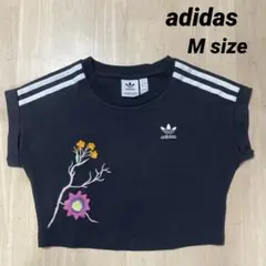 アディダス　クロップド丈Tシャツ　Mサイズ