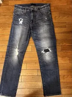 ユニクロスリムフィットのジーンズ