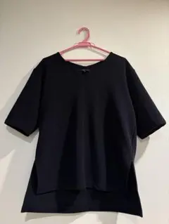 COMME CA ISM（コムサイズム） Vネックカットソー 半袖 ブラック