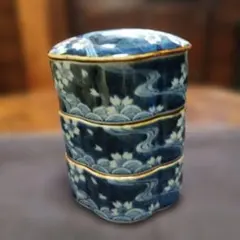 福泉窯　染付 桜流水文 三段重 陶磁器 12×16cm　物入れ 福泉窯 染付 桜流水文 三段重 陶磁器 12×16cm 物入れ - メルカリ