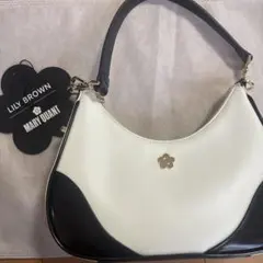 リリーブラウンマリークワントコラボハーフムーンワンショルダー