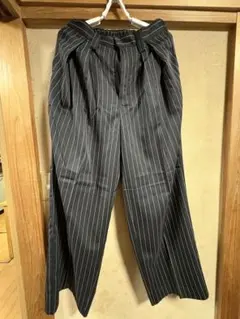 ストライプ ワイドパンツ 黒と白