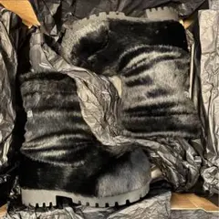 BALENCIAGA alaska fur boots blackのサムネイル