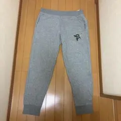 ア*ラ様 PUMA プーマグレー ジョガーパンツ