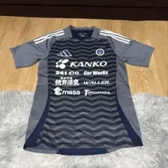 adidas サッカーシャツ グレー スポンサー名入り