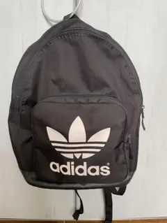 adidasオリジナル　リュック