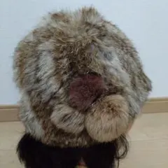 ファー素材 帽子 ポンポン付き