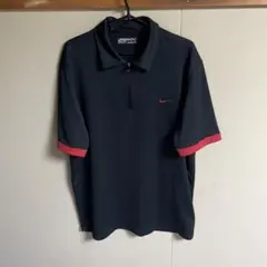 ナイキ ポロシャツ nike トップス 半袖 ジップ 黒 ワンポイント 赤のサムネイル
