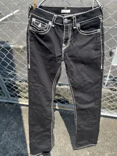 TRUE RELIGION ブラック デニム パンツ ホワイトステッチ 31 - メルカリ