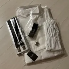 タキシード用シャツ、手袋、サスペンダー類、カフスボタン