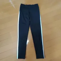 ユニクロ エアリズム レギンス 黒 150㎝