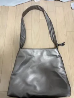 AUNT MARIE'S シルバー トートバッグ