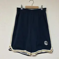 ナイキ　ハーフパンツ　ジャージ　ロゴ入り　バスケ　サイドライン　スポーツ