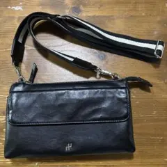 ニコアンド　ブラックお財布ショルダーバッグ