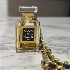 CHANEL ココシャネル ミニボトルペンダントのサムネイル