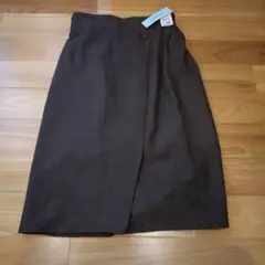 SUFFUSE ブラウン タイトスカート ボタン付き