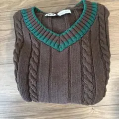 ZARA ケーブルニット Vネックセーター