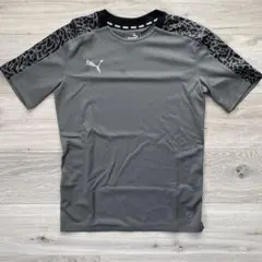 美品✴︎PUMA✴︎Tシャツ　150のサムネイル