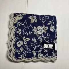 DKNY 花柄ハンカチ