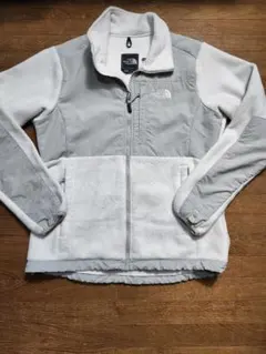 THE NORTH FACEザ・ノース・フェイス　デナリジャケット　白　難あり