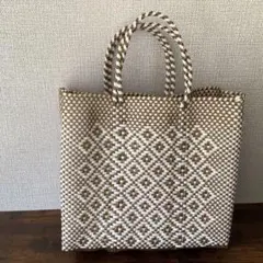 Item thumbnail for item 1ad8bd86-7c45-4fdb-9d94-22dee9dd1d58