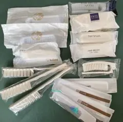 ホテルのアメニティ　ヘアブラシ・コーム セット