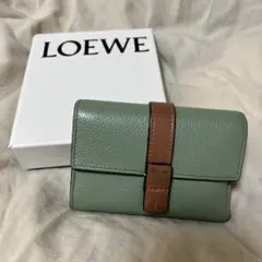 LOEWE 三つ折り財布　グリーンのサムネイル