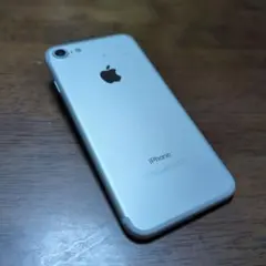 【ジャンク】Apple iPhone 7 32GB