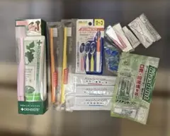 オーラルケア用品 まとめ売り 歯ブラシ 歯磨き粉 歯間ブラシ 13点セットのサムネイル