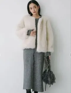 LAGUNAMOOM ノーカラーフェイクファーコート