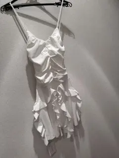 ティカ　Tika ホワイトフリルキャミワンピース　フリルドレス新品未使用タグ付き