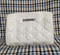 ディオール Dior  キルティングポーチ　ホワイト