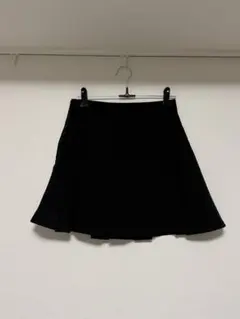 プリーツスカート