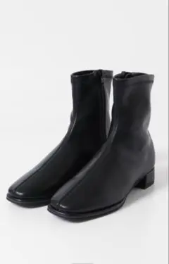 スクエアトーセンターシームストレッチローブーツ