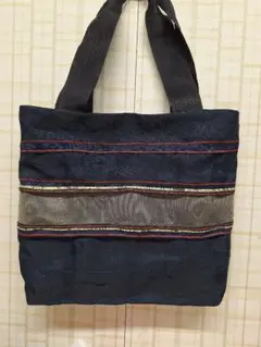 Item thumbnail for item 505659c3-5659-4ef7-9ae9-427718dc2352