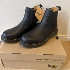 新品Dr. Martens 2976 YS チェルシーブーツブラックのサムネイル