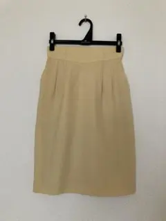 【お値下げ】　タイトスカート　イエロー　W63
