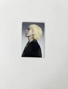 G-DRAGON 展示会入場特典トレカ COSMOS BIGBANG ジヨン - メルカリ