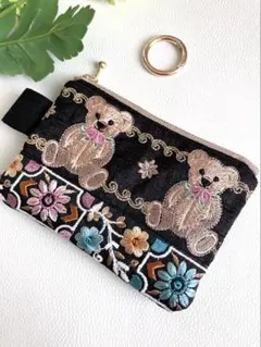 Item thumbnail for item 843e552d-e46f-49b9-84b3-71b19483c689