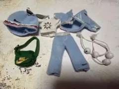 쁘띠 블라이스 나이키 의상