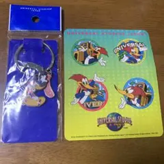 ウッディ・ウッドペッカー キーホルダー・ステッカーセット