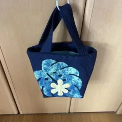 ハワイアンキルトのバッグ