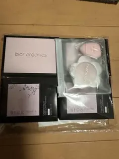 bior organics ファンデーション 3個＋コンパクトケース1個セット