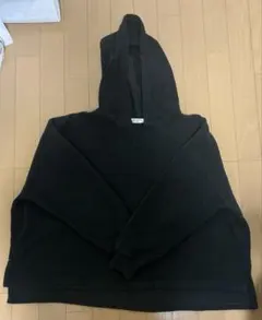 フード付きトレーナー