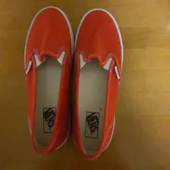 VANS レッド スリッポンスニーカー