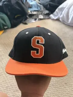 Stussy ベースボールキャップ ブラック/オレンジ