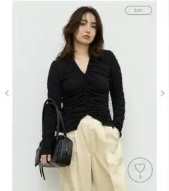 ギャザー Tシャツ