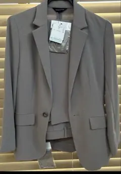 エスプリミュール　フォーマルスーツ　グレー